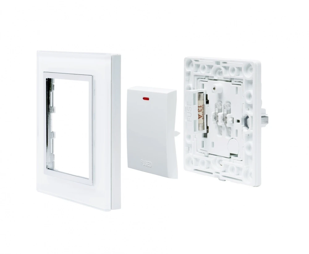 Crystal PG 13A DP Switched Fused Spur White NEW 6 Crystal PG 13A DP Switched Fused Spur White NEW - Image 6