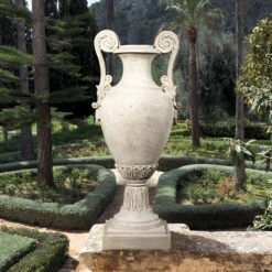 Design Toscano Fontainebleau Garden Urn Ne210159